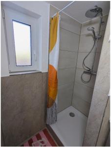 Rhein Apartments - Turquoise Studio