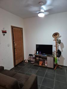 Casa em condomínio a 150 m da praia