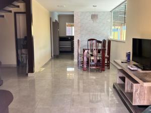 Casa na Praia do Massaguaçu - Caraguatatuba-SP