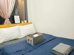 Very Central Mall of Asia Manila Apartment