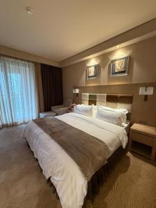 Lux Apartment in Dreamland Oasis