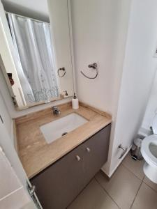 Full Departamento Céntrico a pasos del Metro Ecuador, Teletón, Mutual, Clinicas