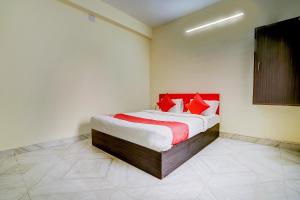 Hotel O Avisi Residency