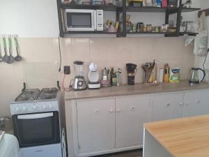 Excelente apartamento sobre la principal avenida