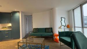 Liverpool Hatton Garden 1 & 2 Bedroom Apartments - WiFi & Secure Parking