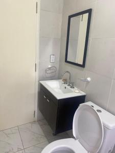 Casa con pileta climatizada para 8 personas en chapadmalal