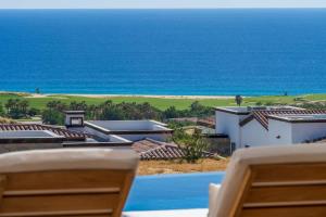 Luxury Villa with Infinity Pool and Ocean View