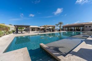 Ocean View Access toPueblo Bonito Resorts