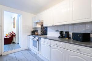 Hull 4 Bedrooms 1,5 Bathroom Jesu Snug Home Close to A63 Saltend , Hedon Rd Hull