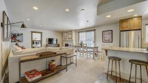 Resort Plaza 5065 by AvantStay Ski In Ski Out Home in Park City Mountain Resort