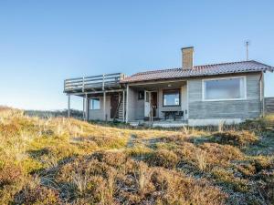 6 person holiday home in Henne
