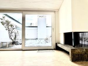 Komfortables Atriumhaus bei Zürich, Garten, Ruhe, Parking und Waschmaschine