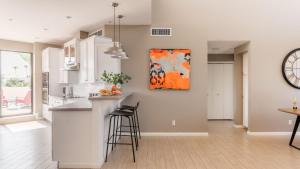 Ivory I By AvantStay Modern Home w Stunning Views Close To Old Town