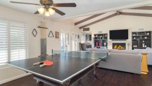 Sonoran Sunshine by AvantStay Pool Putting Green BBQ Ping Pong Pool Table Entertainers Wonderland