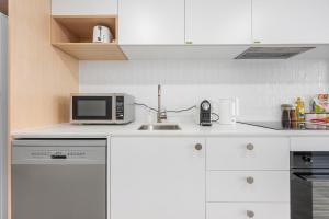 Woden Haven near Hospital, Gym, Pool,Parking