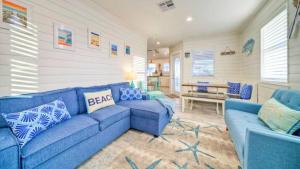 Dapper Dolphin by AvantStay Pool Game Room