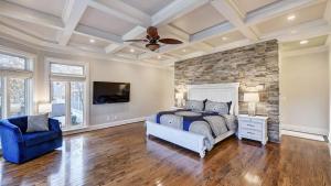 Lakefront Home Private Dock Tiki Bar Firepit Shore to Please by AvantStay