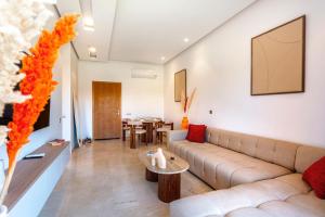 Appartement de charme vue piscine et espace vert