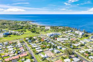 The Beach House 16 Clarke Street Bargara