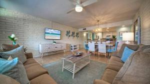 Stay Palm by AvantStay Boardwalk Pool