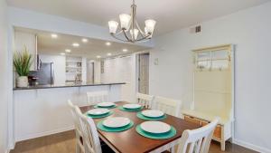 322 D Shipwatch by AvantStay Community Pool Access Close to Beach