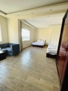 je w el Grand Museum Boutique