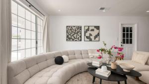 Yellowjacket by AvantStay Entertainer’s Yard 10min to Downtown