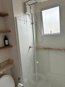 Belo Studio com suíte e varanda