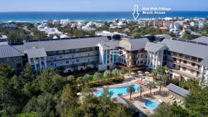 30A Kinda Day by AvantStay Pool Private Beach Top Floor Redfish