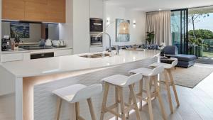 Forty Five on Lawson Apt 7