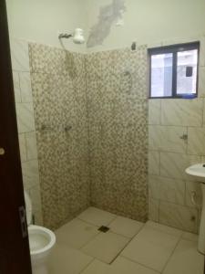 Habitación con baño privado mas servicio de taxi aeropuerto