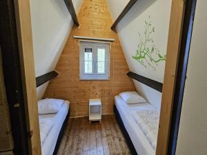 Peaceful Forest Chalet near Durbuy