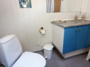 6 person holiday home in Hadsund