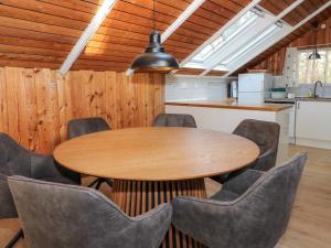 6 person holiday home in Hadsund