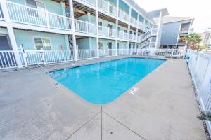 2BR at North Myrtles Kings View, Low Level,Views!