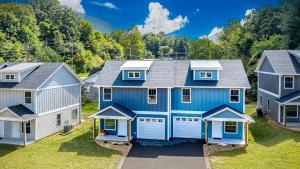 White Pine Sycamore by AvantStay Near Downtown