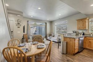 3 Bed 2 Bath King Beds with Smoker Grill