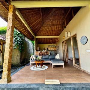 Ginas villa 1 romantic pool and escapes