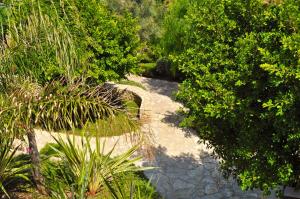 Four-Bedroom House room in Gerani Private Villa
