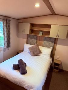 Hot tub retreat, at Tattersall Lakes caravan