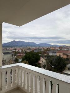 Modern 2-Bed Near Tirana and Airport with Balconies
