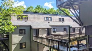 Slope Lodge Prime Skiing Location Indoor Pool Hot Tub Sauna Private Deck