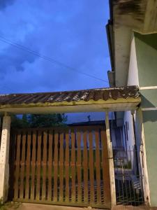 Kitnet na praia de coroados