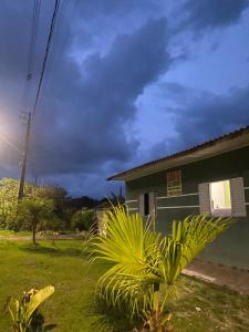 Kitnet na praia de coroados