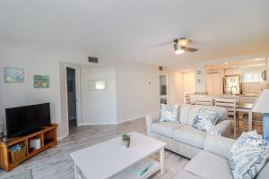 Ocean Village Club O11