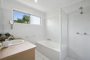 Pipi Beach House Coastal Escape Coolum Beach
