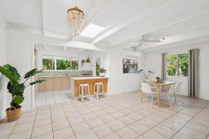 Pipi Beach House Coastal Escape Coolum Beach