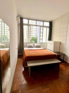 Apto VISTA MAR 1 quadra da praia