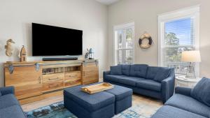 Mins to Beach Access Pet-Friendly Golf Cart 30A White Sands by AvantStay