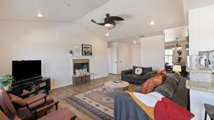 Casa De Kota by AvantStay Pool Firepit Games Secluded Chic